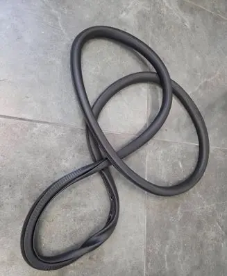 Peugeot 308 Front door rubber seal 