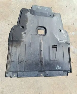 Mercedes-Benz B W246 W242 Engine splash shield/under tray A2465200123