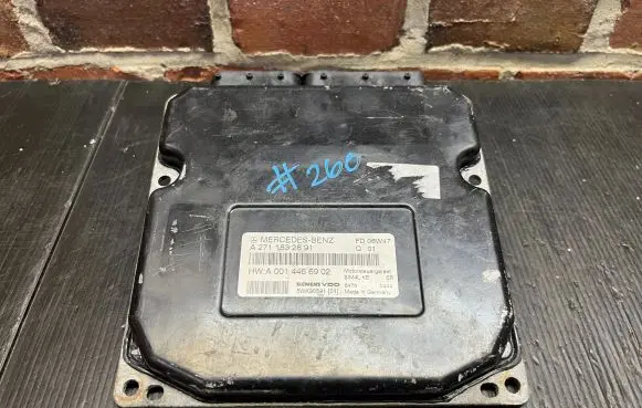 Mercedes-Benz C W203 Engine control unit/module A2711532691 5WK90591 A0014466902