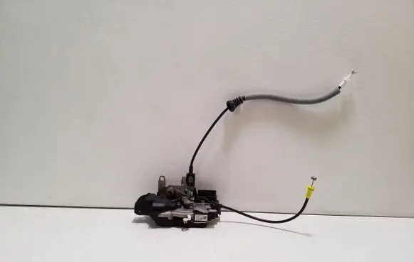 Volvo XC60 Front door lock 31349894