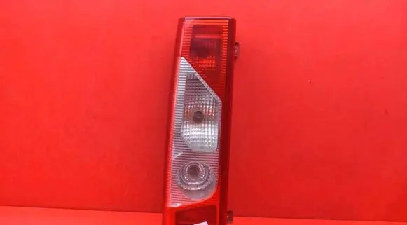 Peugeot Expert Rear/tail lights