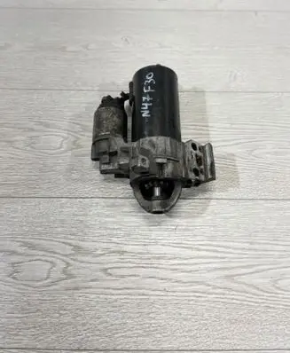 BMW 3 F30 F35 F31 Starter motor 8515795