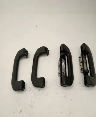 Mercedes-Benz GLE (W166 - C292) A set of handles for the ceiling A0998150100