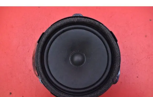 Audi e-tron Subwoofer speaker 4K9035411A
