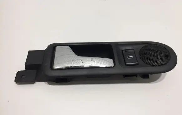 Volkswagen PASSAT B5 Rear door interior handle 3B0839113