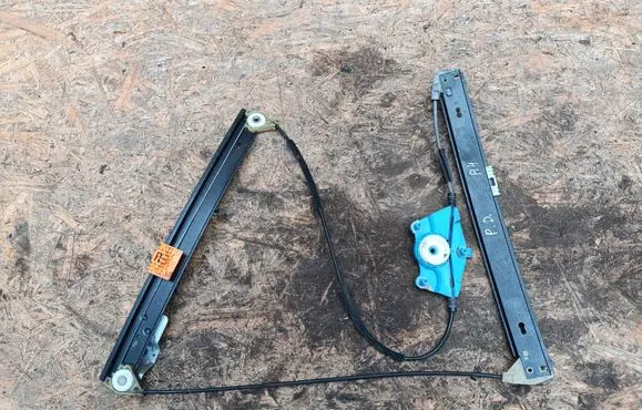 Audi A4 S4 B7 8E 8H Front window lifting mechanism without motor 8E0837462B