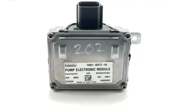 Jaguar F-Type Fuel injection pump control unit/module 7W839D372AA