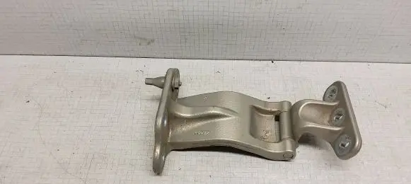 Ford Transit Custom Tailgate/trunk/boot hinge