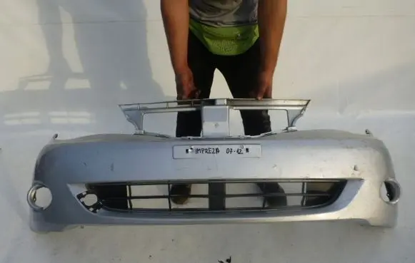 Subaru Impreza III Front bumper