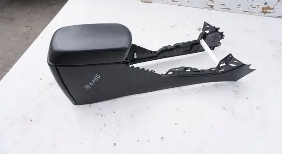 Toyota RAV 4 (XA30) Center console PODOKIETNIK