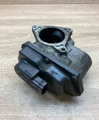 Skoda Fabia Mk2 (5J) EGR valve 03G131501 216035358