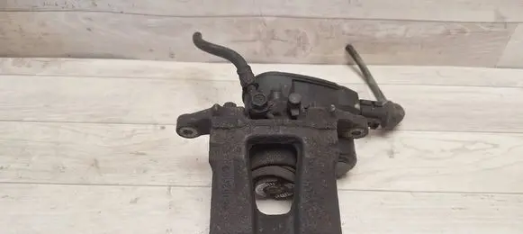 Hyundai i40 Rear brake caliper 