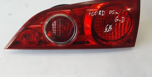 Honda Accord Tailgate rear/tail lights P3227R