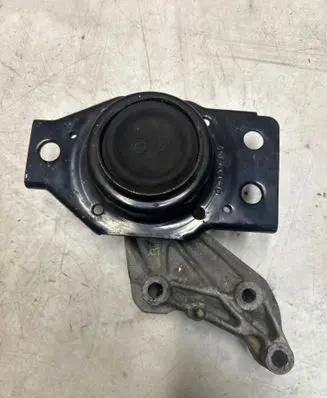 Renault Scenic II - Grand scenic II Engine mount bracket 500900300