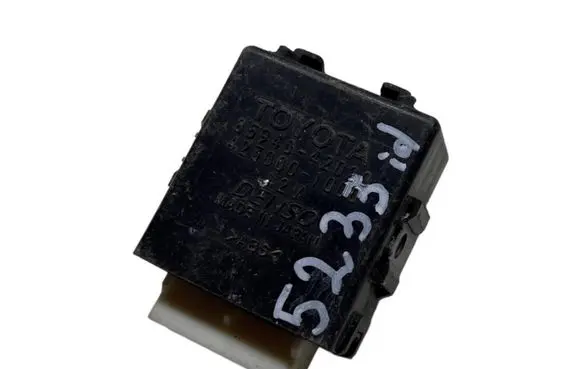 Toyota RAV 4 (XA30) Window wiper relay 8594042020 4230001000