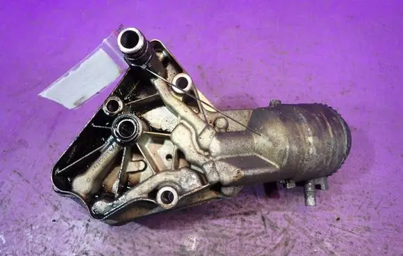 Opel Vectra C Oil filter cover 