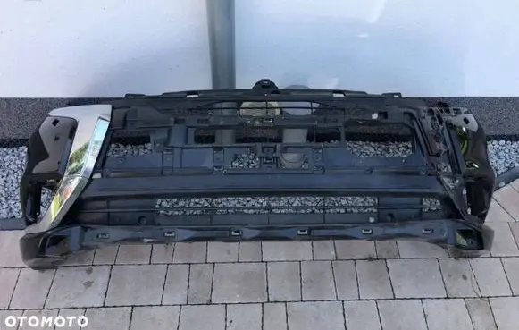 Mitsubishi Outlander Front bumper