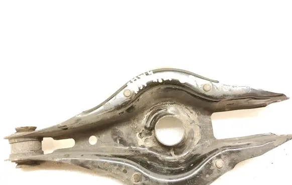 BMW 4 F36 Gran coupe Rear upper control arm/wishbone 6867540