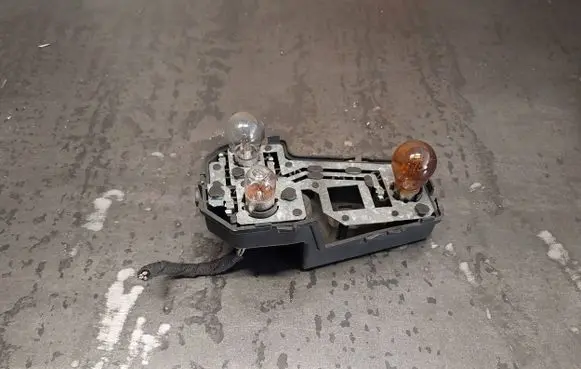 Ford Galaxy Tail light bulb cover holder 7M5945257