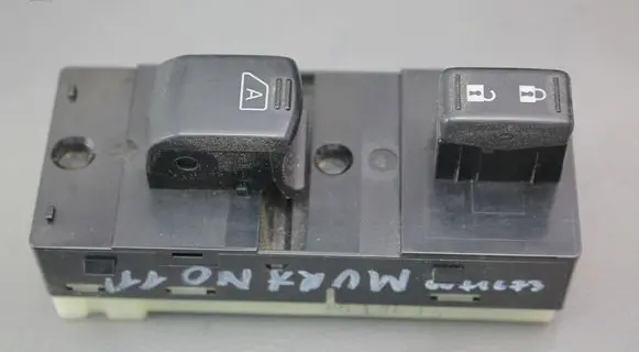 Nissan Murano Z51 Electric window control switch 254111AA0A