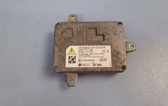 Hyundai i40 Headlight ballast module Xenon 3Z92101700 10R036053