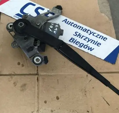 Ford Focus Front wiper linkage and motor BM51-17K484-B