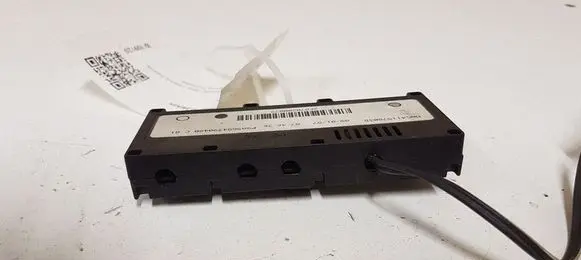 Peugeot 407 Antenna control unit 9654390480 2E070200079