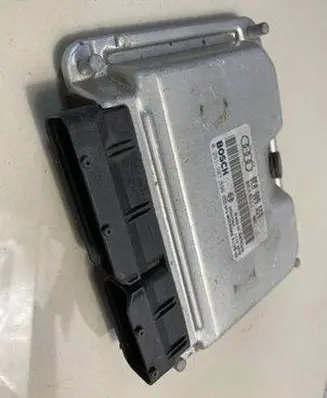 Audi A6 S6 C5 4B Engine control unit/module 8E0909559