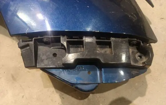 Dacia Logan II Front bumper mounting bracket 
