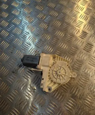 Audi A5 8T 8F Front door window regulator with motor 8T0959801B 09440250351 8T0959605B
