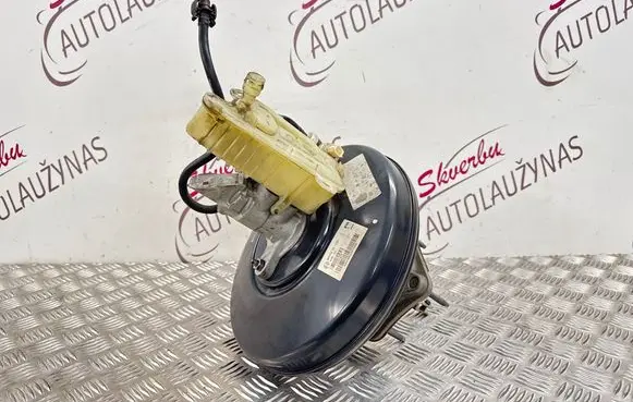 Renault Espace V (RFC) Brake booster 472105487R 460917863R
