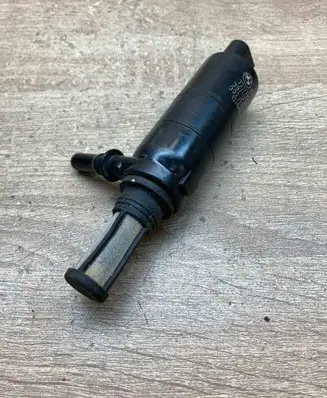 BMW 3 F30 F35 F31 Headlight washer pump 7217792 3323525