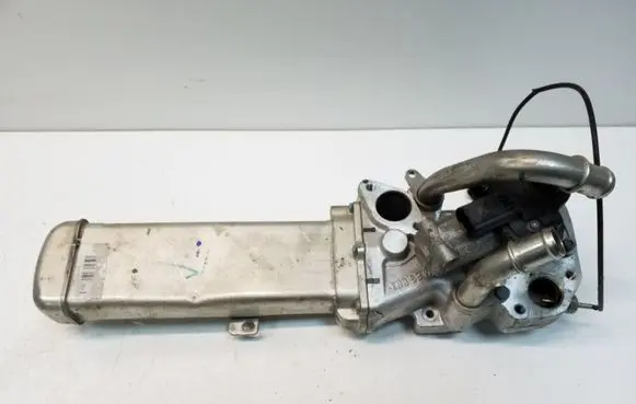 Volkswagen Jetta VI EGR valve 03L131501F 03L131512AF