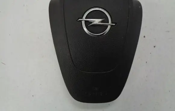 Steering wheel airbag