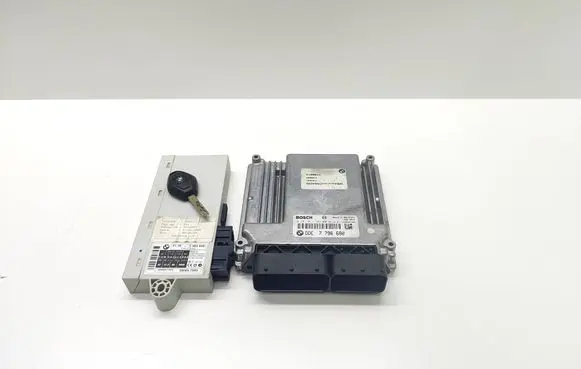 BMW 5 E60 E61 Engine ECU kit and lock set 7796680 0281011762 18660022