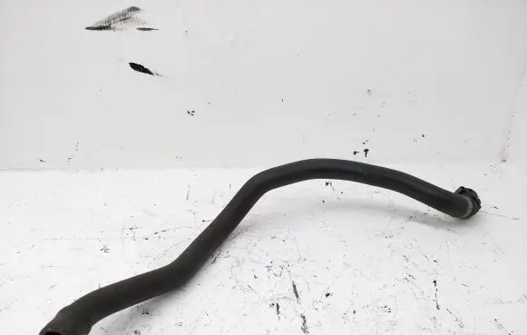 BMW 7 E65 E66 Engine coolant pipe/hose 8377699