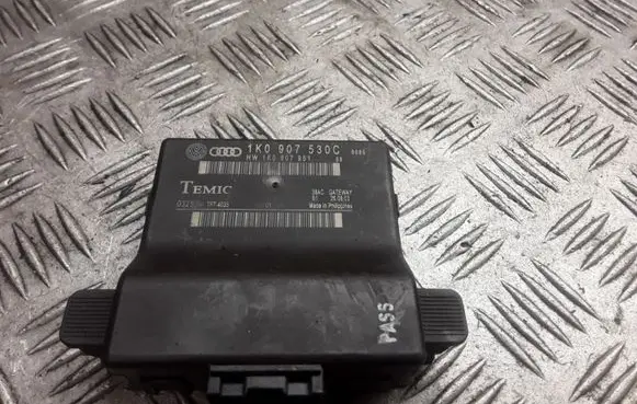 Volkswagen Golf V Other control units/modules 1K0907530C 1K0907951