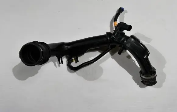 Ford Explorer VI Air intake hose/pipe L1M3-9F805-BD L1M3-9D188-CB