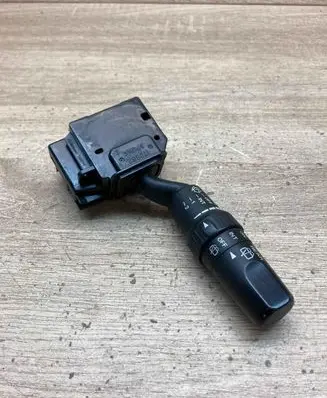 Mazda 5 Wiper control stalk 17D682