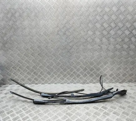 Alfa Romeo Stelvio Windshield/front glass wiper blade 50535822 50535821