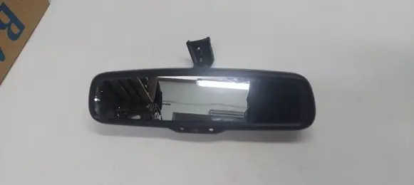 Rear view mirror (interior)