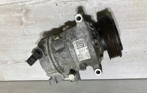 Skoda Octavia Mk3 (5E) Air conditioning (A/C) compressor (pump) 5Q0820803G