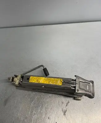 Audi A8 S8 D3 4E Lift Jack 4E0011031A