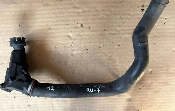 Intercooler hose/pipe