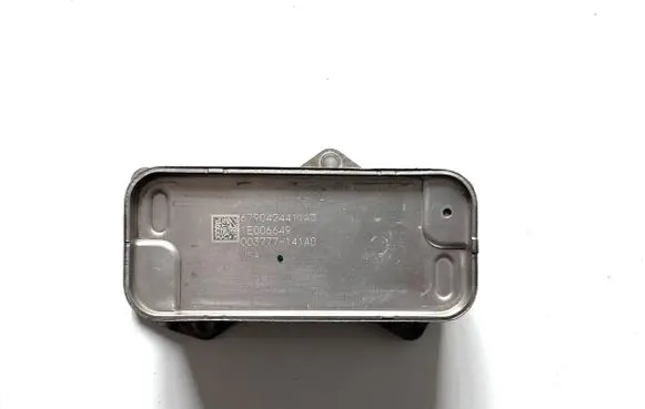 Jeep Grand Cherokee WL Oil filter mounting bracket 6790424411A3 68596318AB 1E006649
