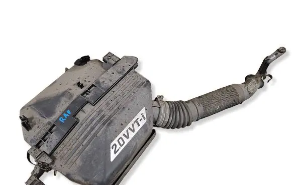 Toyota RAV 4 (XA20) Air filter box 1001406960