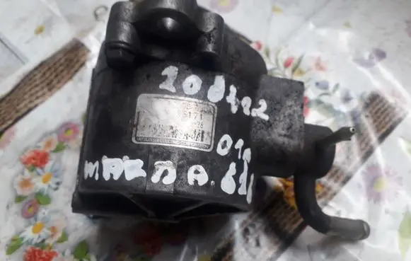 Mazda 626 Vacuum pump A40502