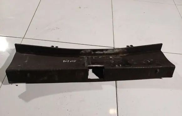 Mercedes-Benz E W212 Other trunk/boot trim element A2126900241