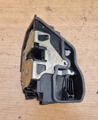 Front door lock