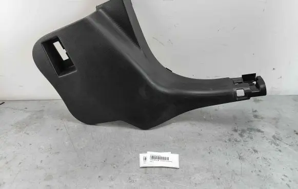 Renault Zoe (C) pillar trim 769535141R